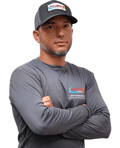 Rolando's HVAC technician ready to provide HVAC service in Egypt Lake-Leto